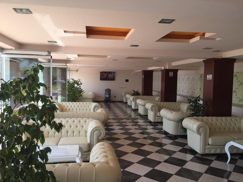 Hotel Ferrara Дуррес Екстер'єр фото