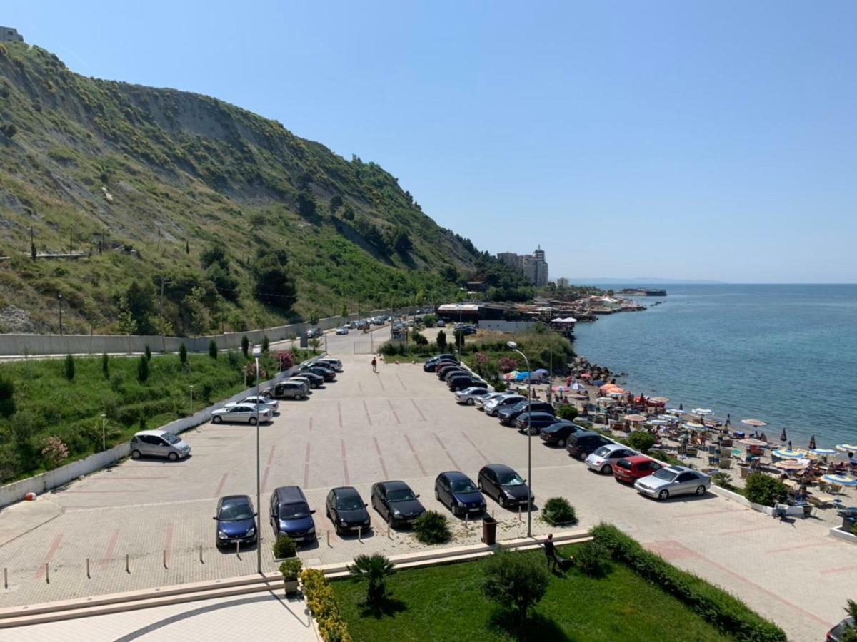 Hotel Ferrara Дуррес Екстер'єр фото