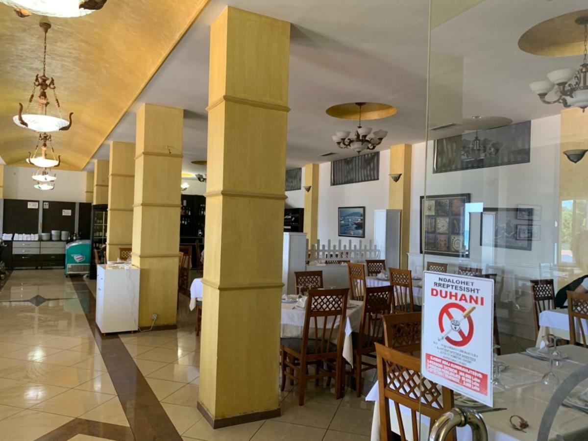 Hotel Ferrara Дуррес Екстер'єр фото
